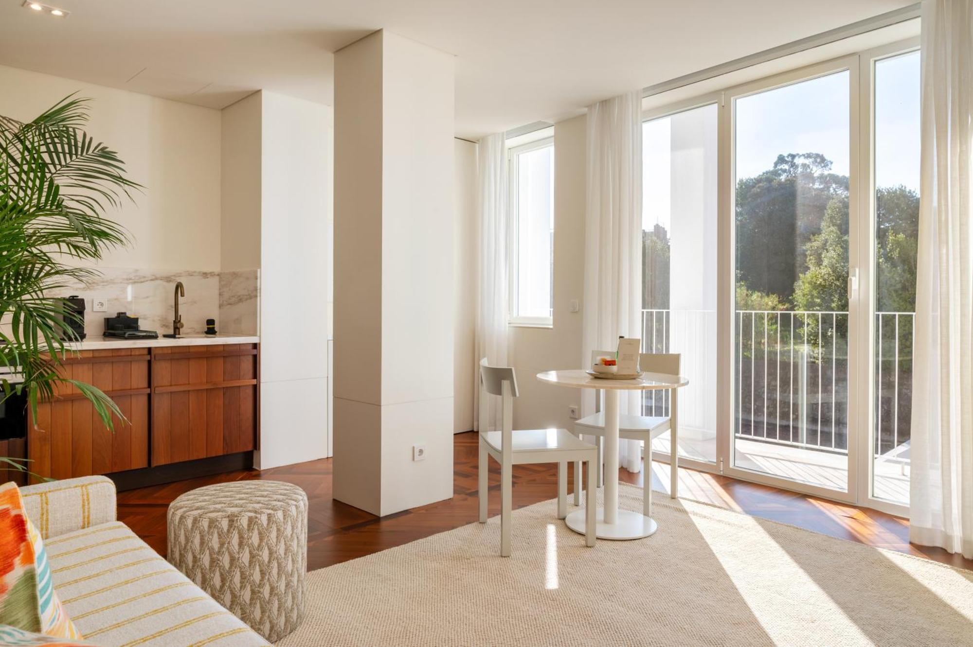 Catarina Luxury Apartahotel