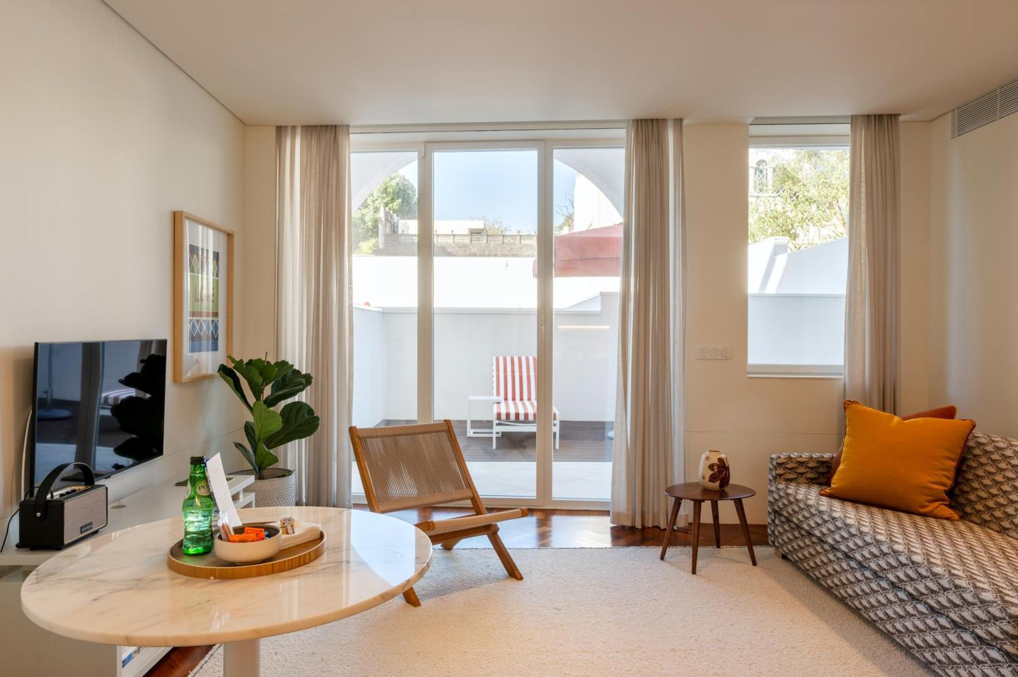 Catarina Luxury Apartahotel